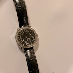 Black Silver leather with rhinestones GUESS filigree watch